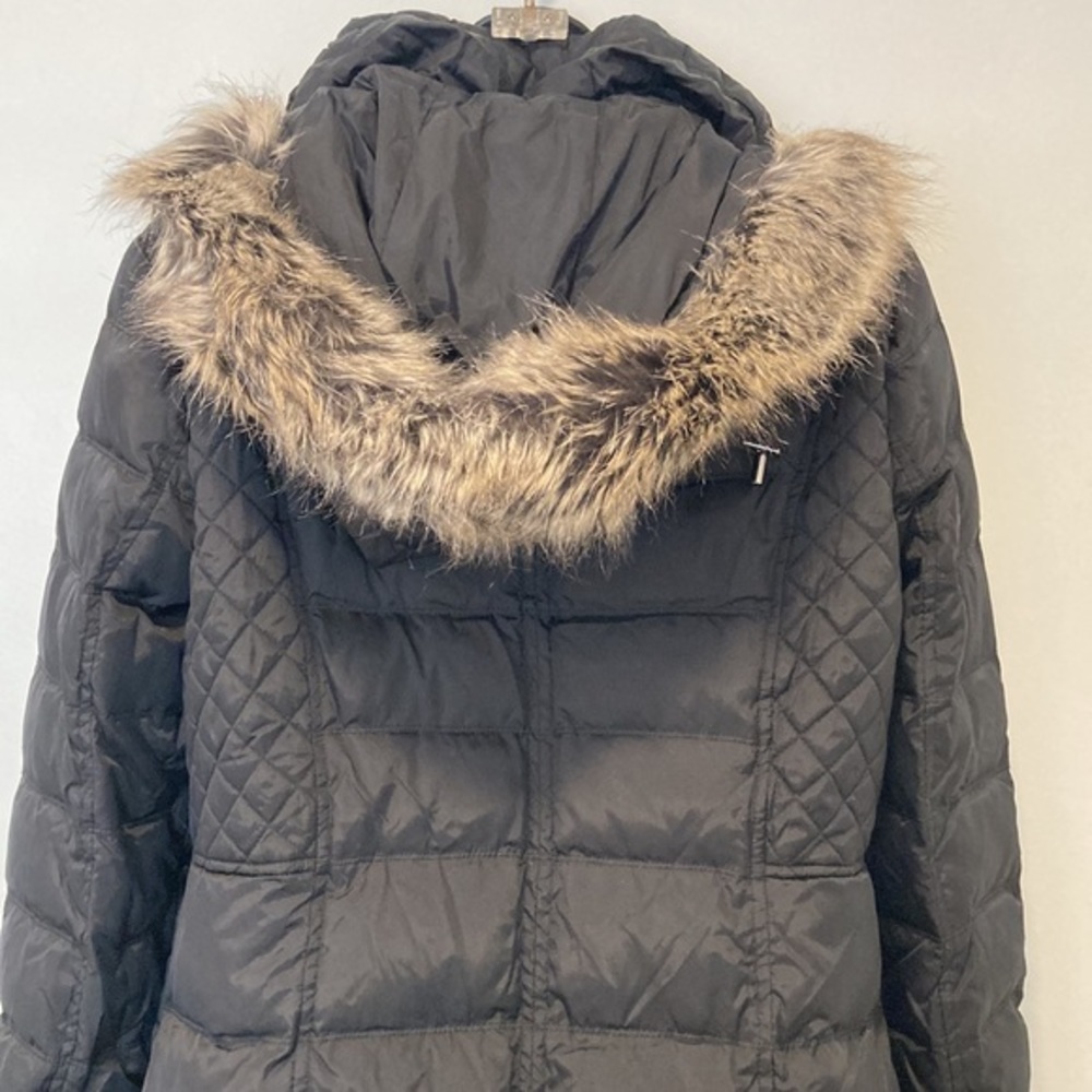 London Fog Black Down Puffer with Detachable Faux Fur Hood Size M… - Picture 13 of 15
